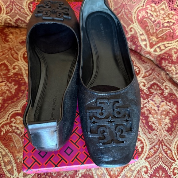 Tory Burch - Picture 3 of 6